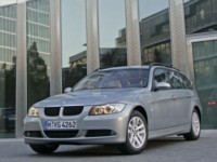 BMW 320d Touring 2006 Poster 527954