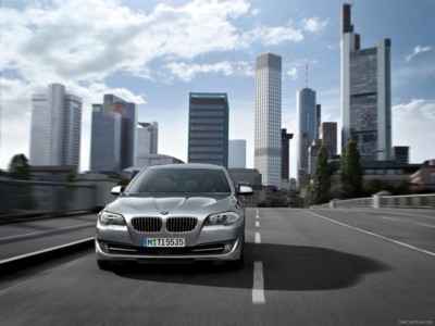 BMW 5-Series 2011 Poster 528363