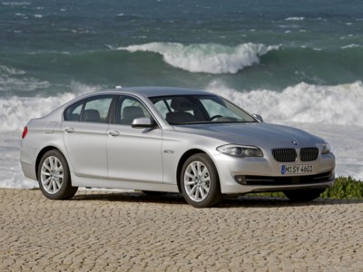 BMW 5-Series 2011 Poster 528440