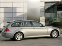 BMW 320d Touring 2006 Poster 528470