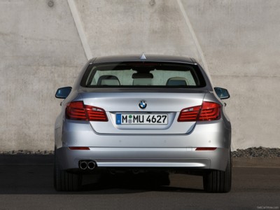 BMW 5-Series 2011 Poster 528747