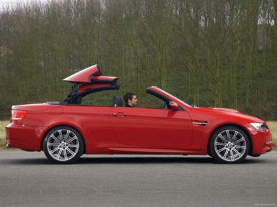 BMW M3 Convertible UK Version 2009 puzzle 529352