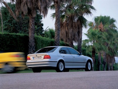 BMW 530d 2001 poster