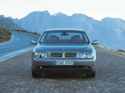 BMW 7 Series 2002 Mouse Pad 529667