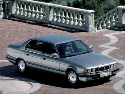 BMW 750iL 1987 tote bag