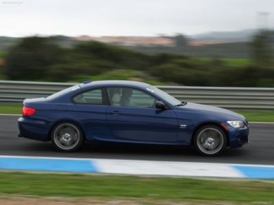BMW 335is Coupe 2011 puzzle 530721