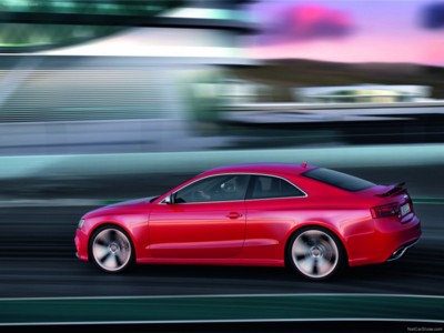 Audi RS5 2011 canvas poster