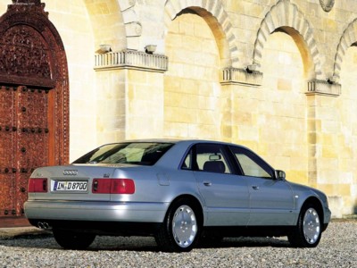 Audi A8 L 6.0 quattro 2001 tote bag
