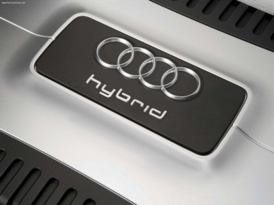 Audi Q7 Hybrid Concept 2005 poster