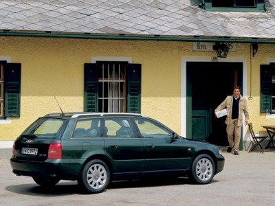 Audi A4 Avant 1999 Longsleeve T-shirt