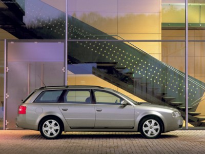 Audi S6 Avant 2002 metal framed poster