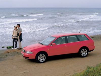 Audi A4 Avant 1998 canvas poster