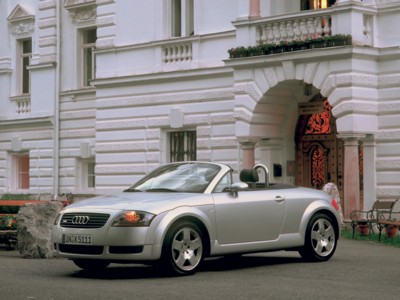 Audi TT Roadster 2002 Poster 532236