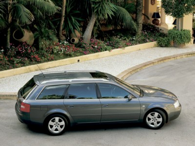 Audi A6 Avant 2001 poster