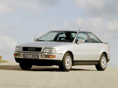 Audi Coupe 1988 mouse pad