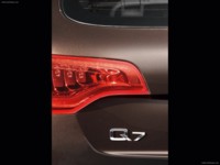Audi Q7 2010 Mouse Pad 532895