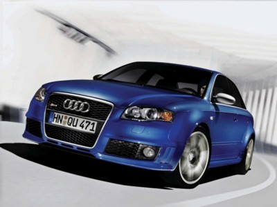 Audi RS4 2005 puzzle 533636