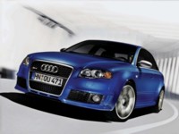 Audi RS4 2005 puzzle 533636