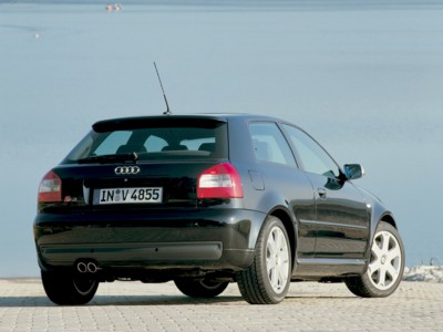 Audi S3 2000 calendar