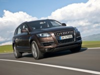 Audi Q7 2010 Mouse Pad 533964