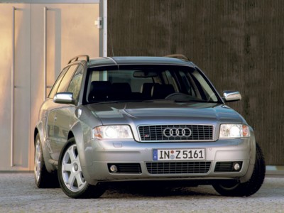 Audi S6 Avant 2002 poster