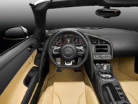 Audi R8 Spyder 5.2 FSI quattro 2011 Mouse Pad 535040