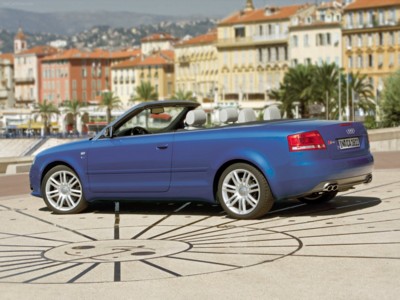 Audi S4 Cabriolet 2006 stickers 535227