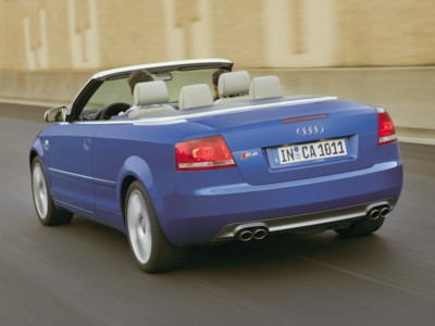 Audi S4 Cabriolet 2006 puzzle 535490