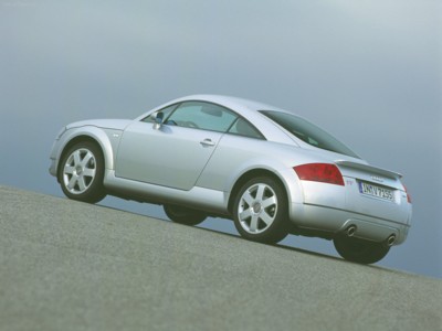 Audi TT Coupe 2001 Poster 535951