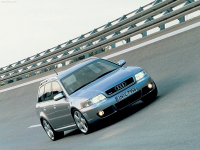 Audi RS4 1999 poster