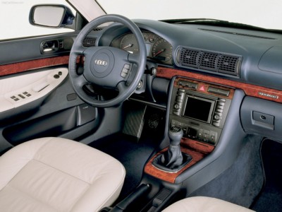 Audi A4 Avant 1999 puzzle 536250