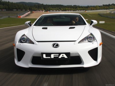 Lexus LFA 2011 puzzle 538515