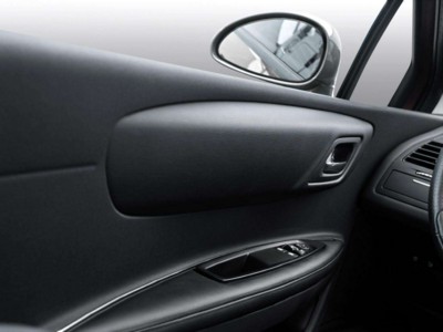 Citroen C4 Coupe with Panoramic Sunroof 2005 pillow