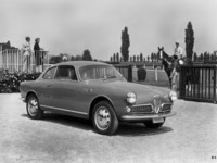Alfa Romeo Giulietta Sprint 1961 hoodie #542094