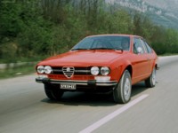Alfa Romeo Alfetta GTV 2.0 1976 Poster 542554