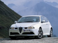 Alfa Romeo 147 GTA 2002 hoodie #543218
