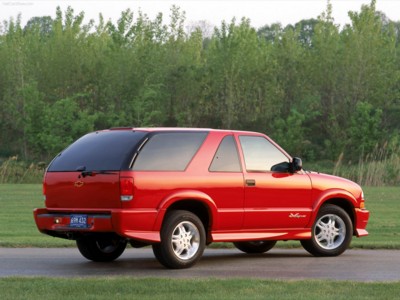 Chevrolet Blazer 2002 poster