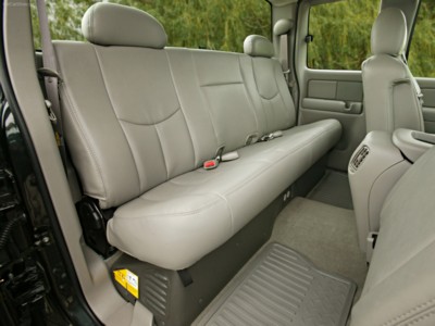 Chevrolet Silverado Hybrid 2005 pillow