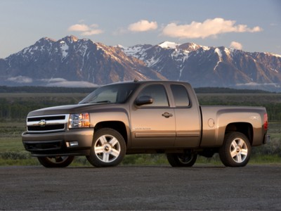 Chevrolet Silverado Extended Cab 2007 Mouse Pad 544475