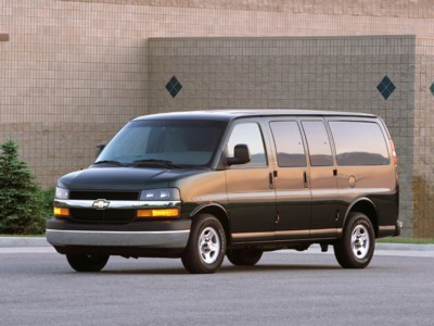 Chevrolet Express 2004 canvas poster