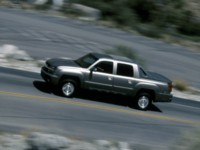 Chevrolet Avalanche 2002 Poster 546225
