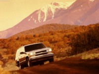 Chevrolet Tahoe 2000 Poster 546484