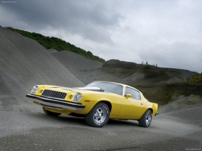 Chevrolet Camaro 1975 Poster 546539