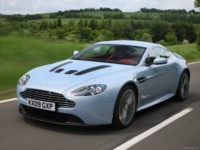 Aston Martin V12 Vantage 2010 Poster 547938