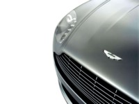 Aston Martin V8 Vantage 2005 hoodie #547972