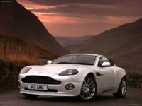 Aston Martin Vanquish S V12 2004 t-shirt #548912