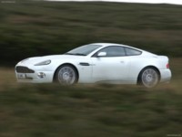 Aston Martin Vanquish S V12 2004 hoodie #549109