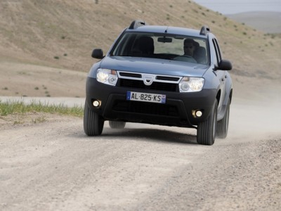 Dacia Duster 2011 poster