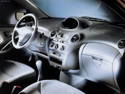 Toyota Yaris 1999 canvas poster