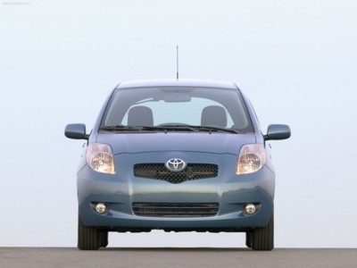 Toyota Yaris 2007 poster